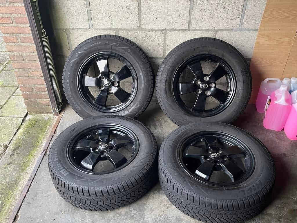 Toyota Prius Winterbanden met LM velgen - 6.5mm - 205-65 R15, 15 pouces, Pneus et Jantes, Pneus hiver, Véhicule de tourisme