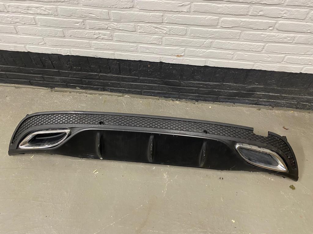 Mercedes Amg achterbumper, Ophalen