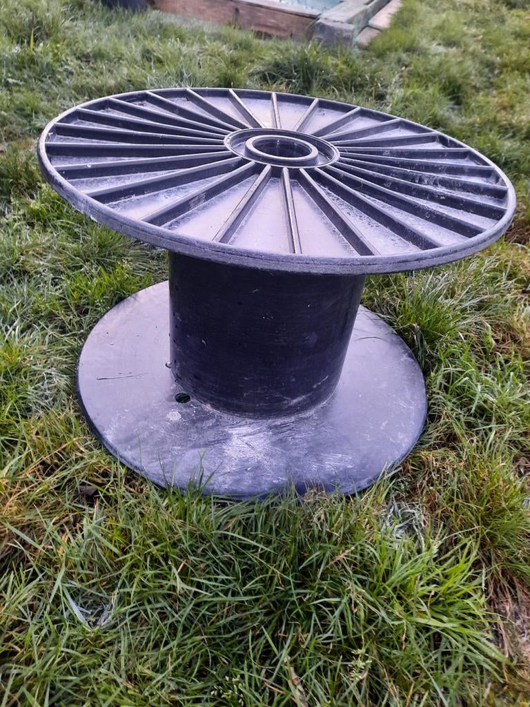 Bobine de câble pour table diamètre 85cm, Enlèvement