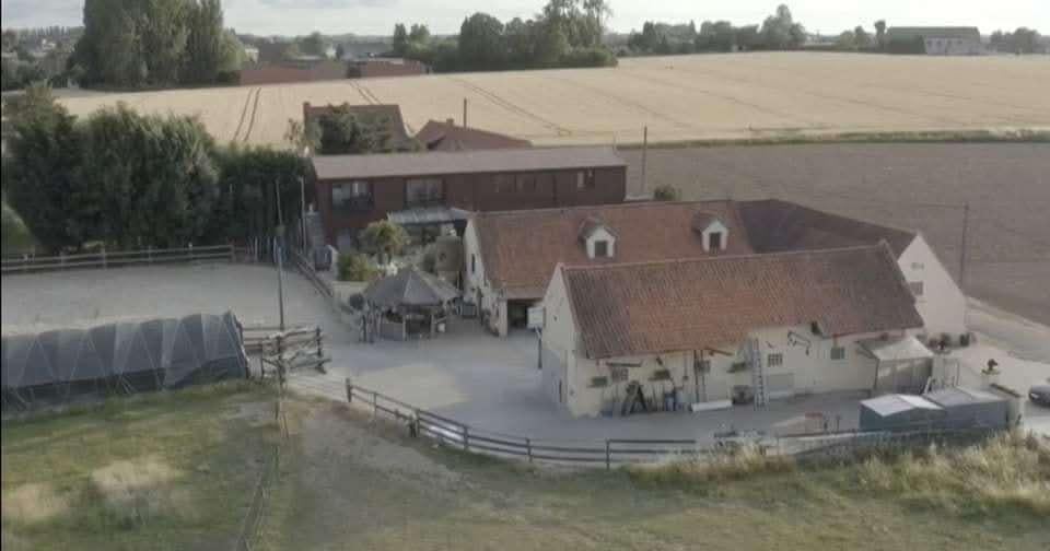 Pension pour chevaux, Animaux & Accessoires, Box & Pâturages, 2 ou 3 chevaux ou poneys