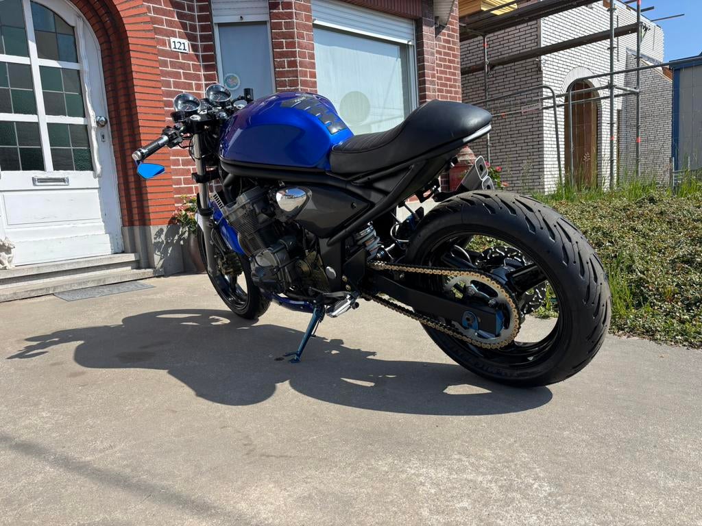 Suzuki 600 bandit, Motoren, Motoren | Suzuki, Particulier, Naked bike, 12 t/m 35 kW, 4 cilinders, Minimaal motorrijbewijs A2, Sportuitlaat