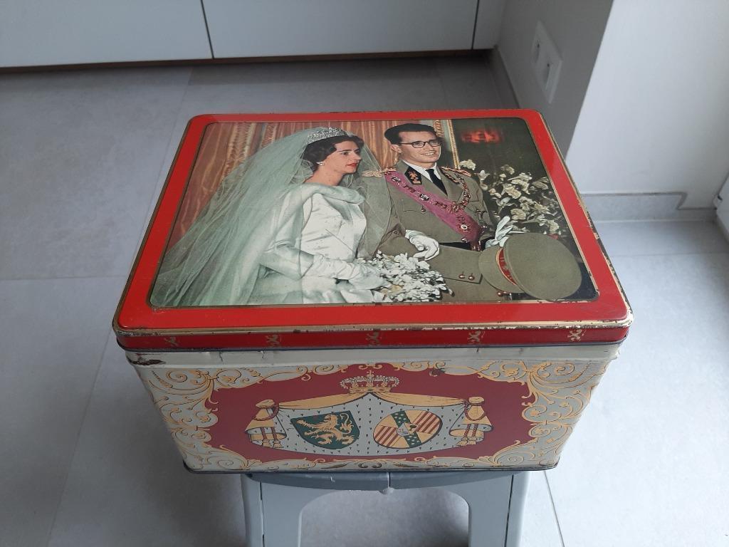 boite en fer pour biscuits Victoria, Collections, Boîte en métal, Utilisé, Biscuits, Autres marques, Enlèvement ou Envoi