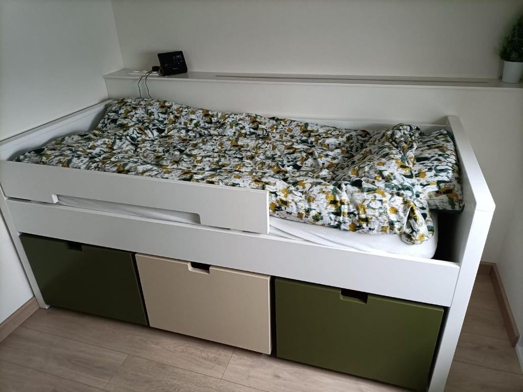 IKEA bed met lades + matras + SMÅSTAD kast – topstaat, Enlèvement, Comme neuf, Une personne, Ikea design