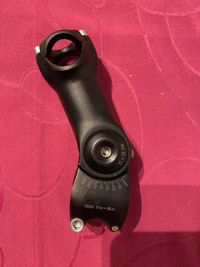 Potence Ajustable Aheadset Btwin l110 Diamètre cintre 25.4mm, Vélos & Vélomoteurs, Vélos Pièces, Enlèvement, Comme neuf, Guidon