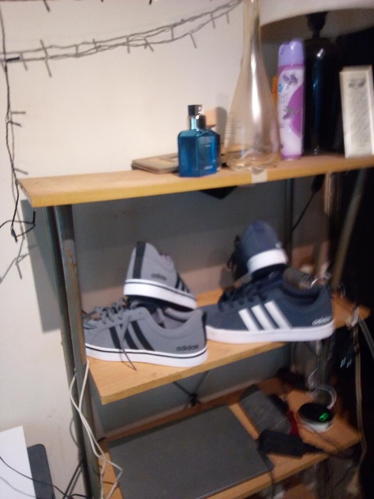 SNEAKERS ADDIDAS, Vêtements | Hommes, Vêtements de sport, Neuf, Gris, Enlèvement ou Envoi, Général