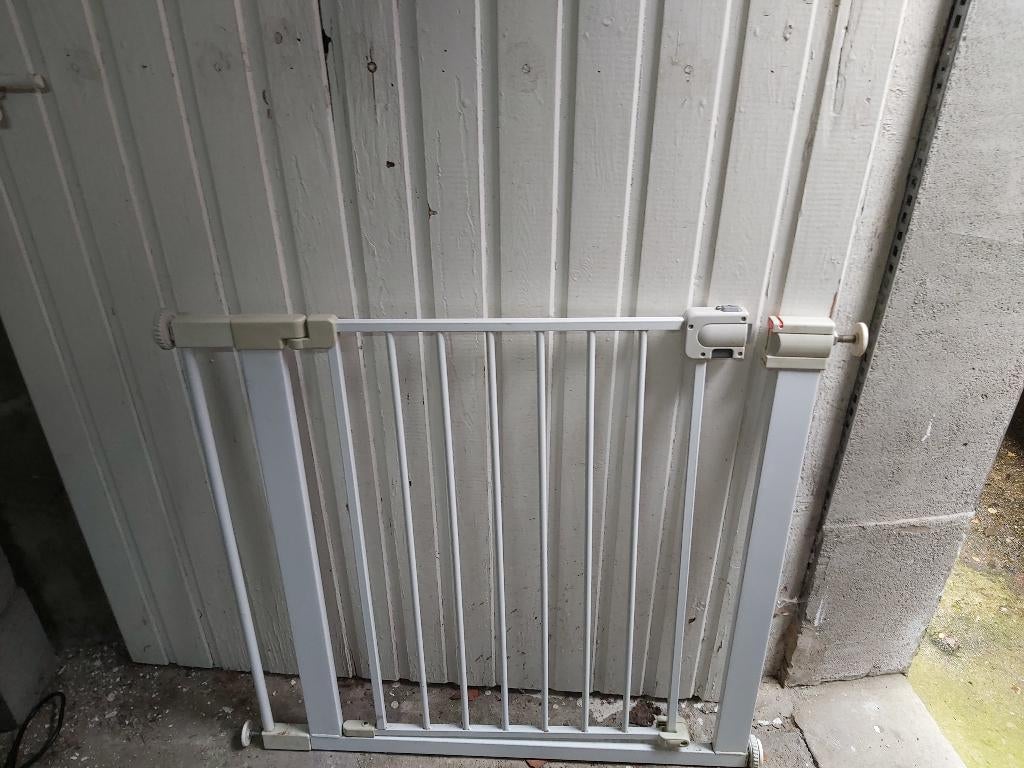 Kinderhekje, Ophalen