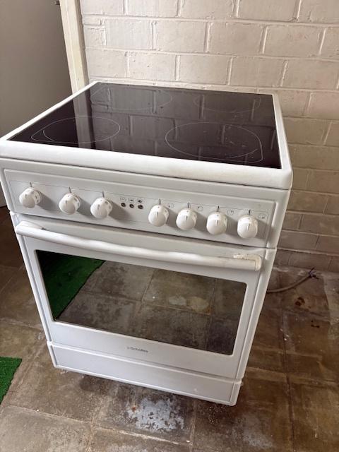 OVEN EN KOOKPLAAT, Ophalen, Wit, 50 tot 100 cm, Zo goed als nieuw