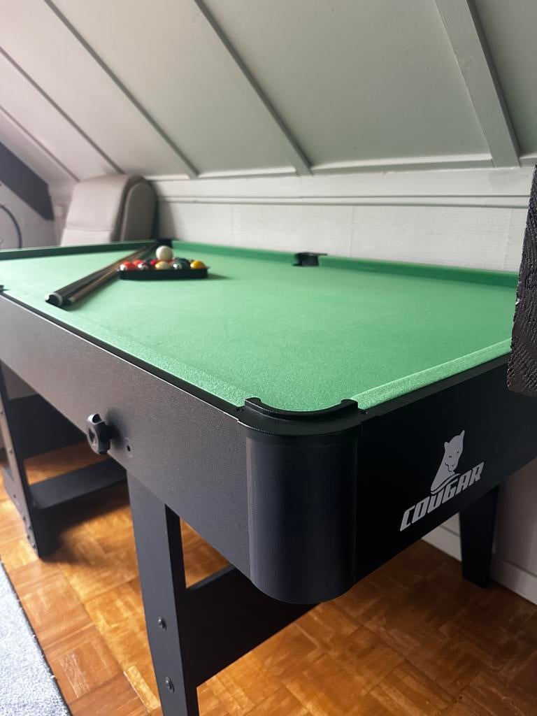 Pooltafel, Ophalen, Zo goed als nieuw, Pooltafel