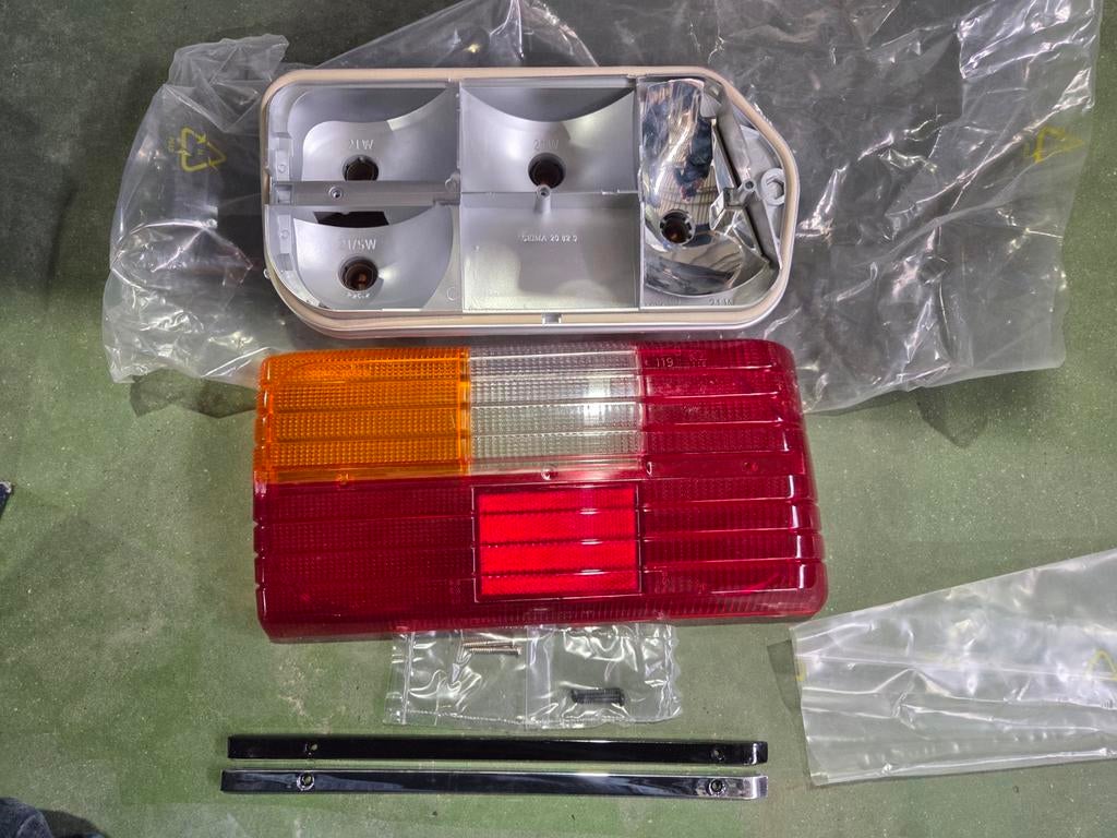 Feu arrière Peugeot 104 Z ZS Coupe dernière série, Enlèvement ou Envoi, Peugeot