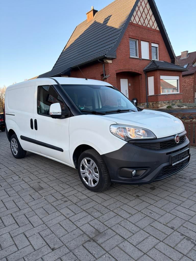 FIAT deblo 1.3 diesel euro 54000 km heel proper, Auto's, Fiat, Bedrijf, 5 deurs, Te koop, Euro 6