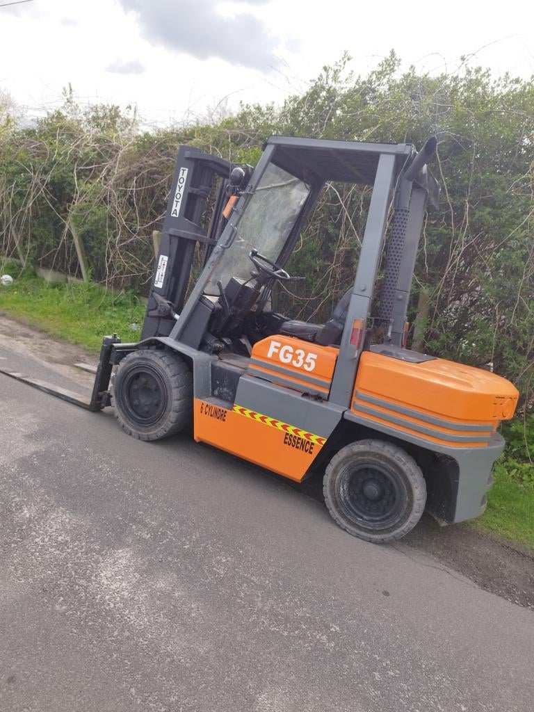 Chariot élévateur, Articles professionnels, Machines & Construction | Chariots élévateurs & Transport interne, Chariot élévateur