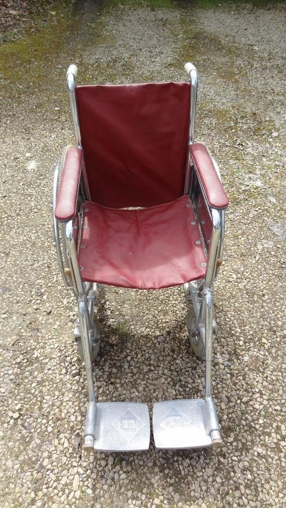 fauteuil roulant à remettre en état - à donner, Diversen, Rolstoelen, Ophalen, Inklapbaar, Gebruikt, Handbewogen rolstoel