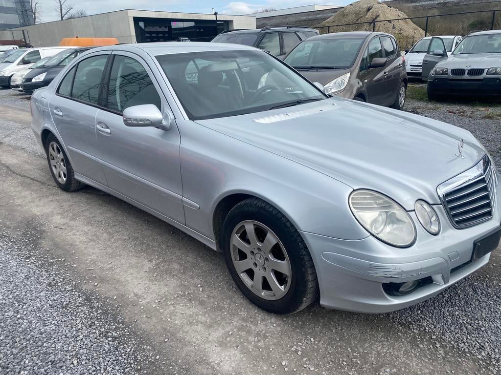 Mercedes-Benz E 200  CDI  BusinessEDITION, Autos, 100 kW, Argent ou Gris, Achat, 4 portes