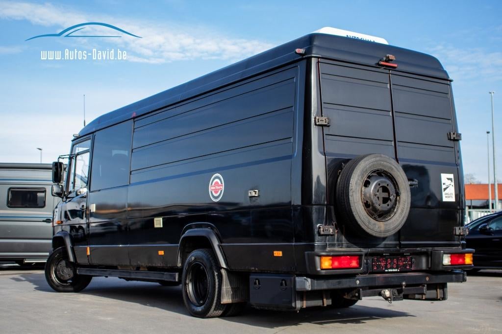 Mercedes-Benz 816D Vario TOURBUS 9 couchages et 9 sièges, Siège de train, Caméra de recul, Entreprise, Réfrigérateur