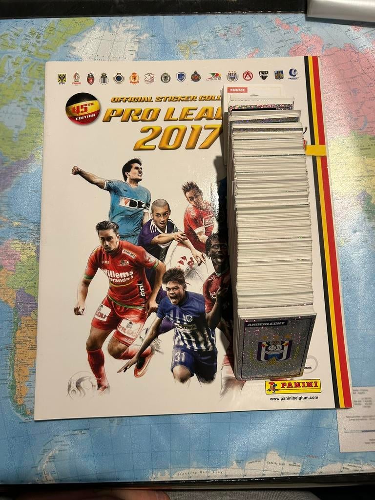 Panini Belgie ‘ Pro league 2017’ compleet, Ophalen of Verzenden, Zo goed als nieuw, Meerdere stickers