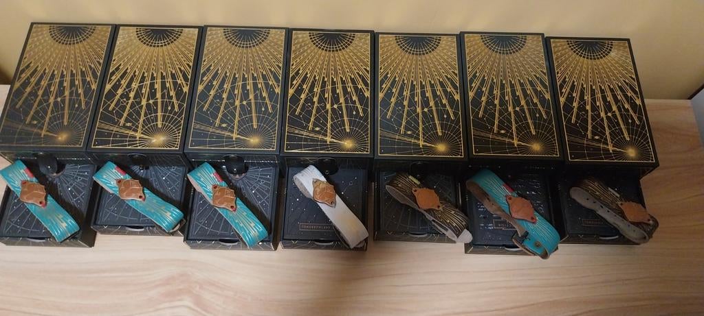 Tomorrowland treasure cases 7 x, Ophalen