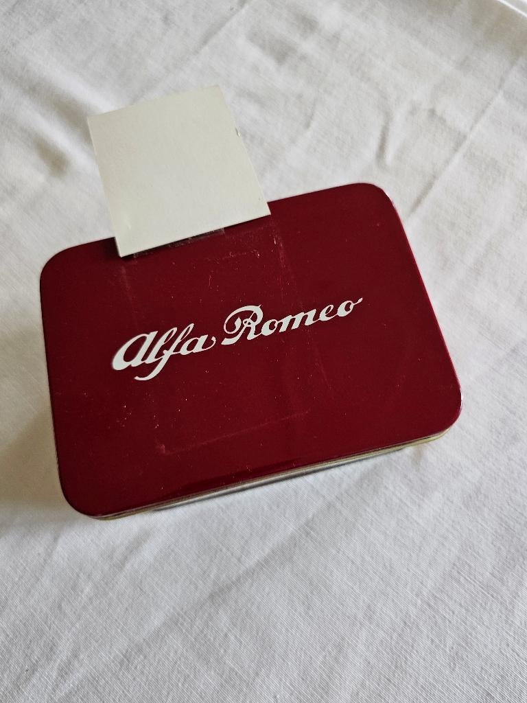 Alfa Romeo Spyder 1:43, Enlèvement ou Envoi, Neuf, Voiture, Autres marques