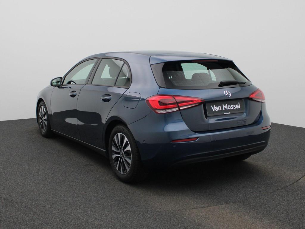 Mercedes-Benz A-Klasse A 160 CAMERA | ZETELVERWARMING | LED, Auto's, Mercedes-Benz, Voorwielaandrijving, Stof, Gebruikt, Zwart