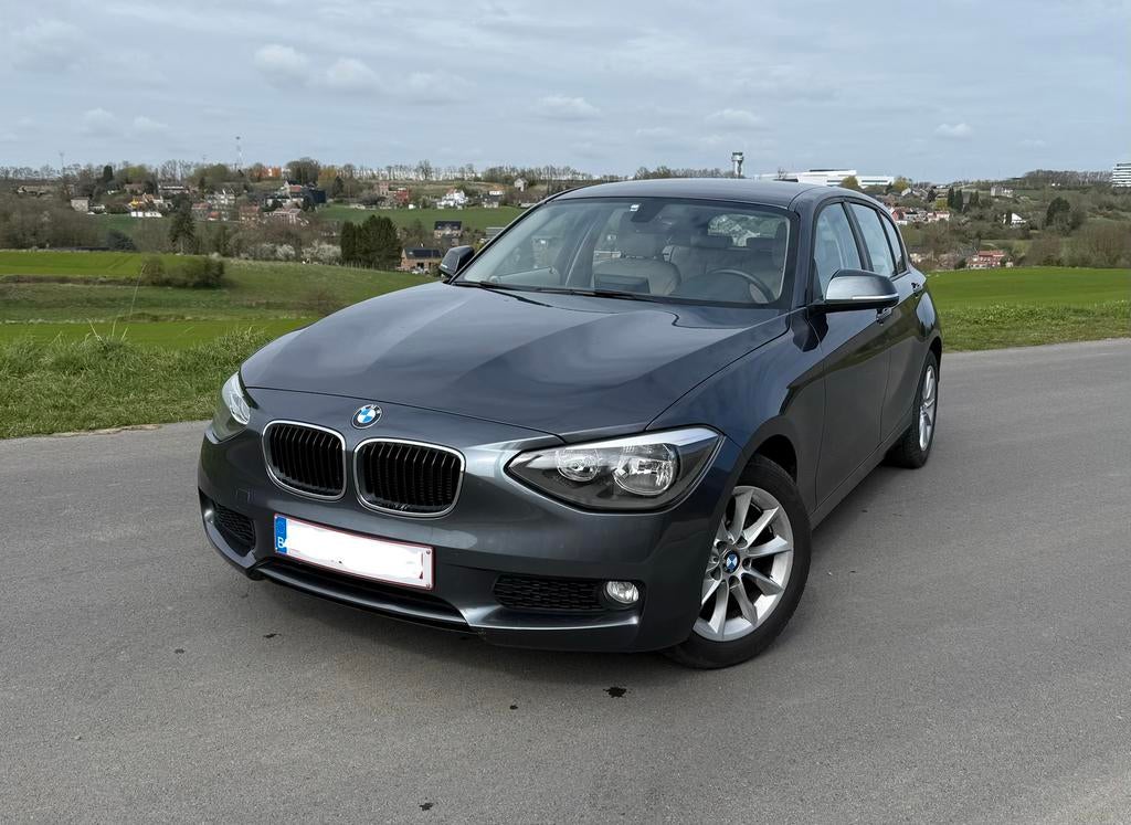 BMW 116i 78000KM KLAAR OM GEREGISTREERD TE WORDEN, Auto's, BMW, 100 kW, Euro 5, Beige, Leder