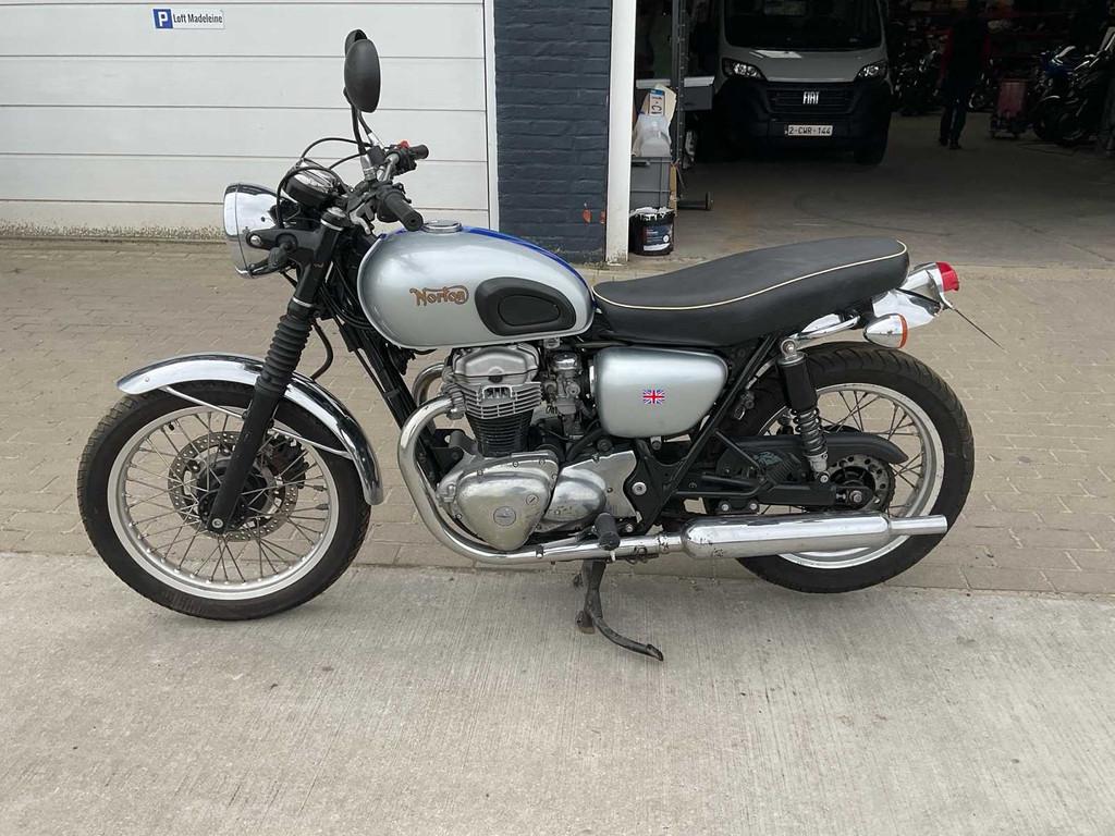Kawasaki W600, Motoren, Bedrijf, Overig