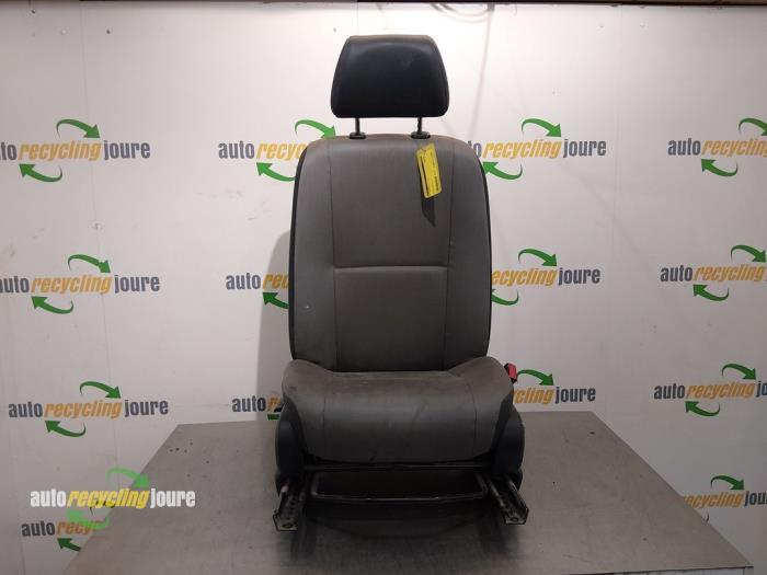 Siège droit d'un Volkswagen Crafter, Autos : Pièces & Accessoires, Habitacle & Garnissage, Volkswagen, Utilisé, 3 mois de garantie