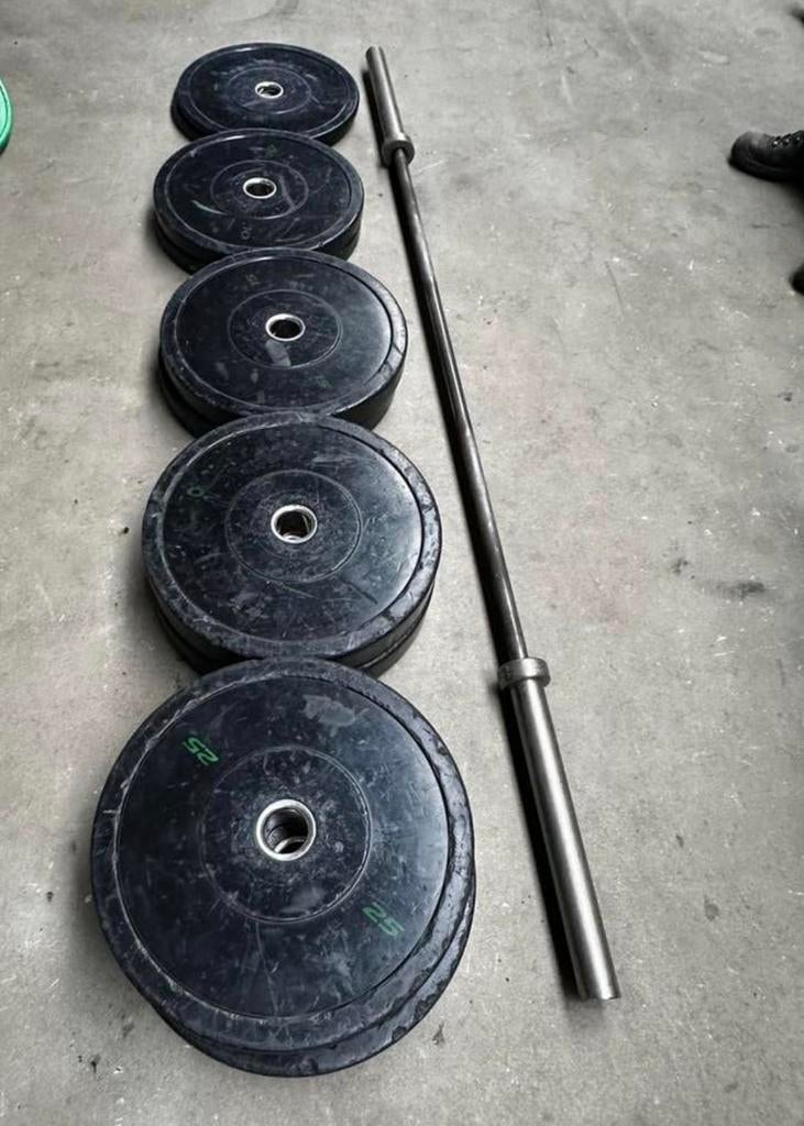 150kg Bumperplates + Olympische Halterstang 220cm, Sport en Fitness, Fitnessmaterialen, Gebruikt, Halterschijven, Ophalen