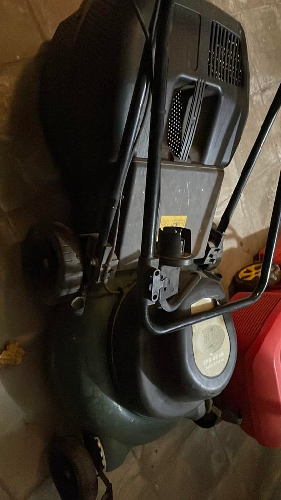 Tondeuse à gazon, Jardin & Terrasse, Enlèvement, Utilisé, Tondeuses à gazon manuelles, Bac de ramassage