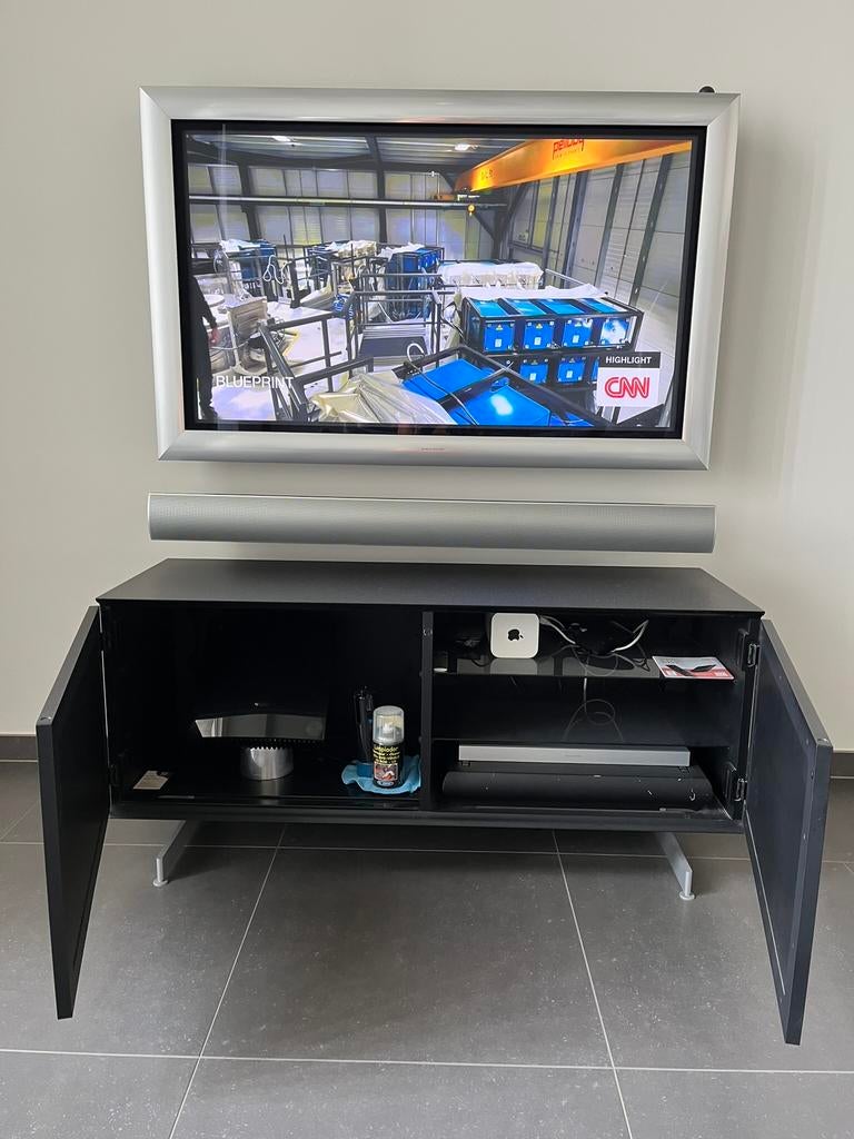 Tv kast B&O, B&O tv en 3 speakers, Ophalen, Zo goed als nieuw