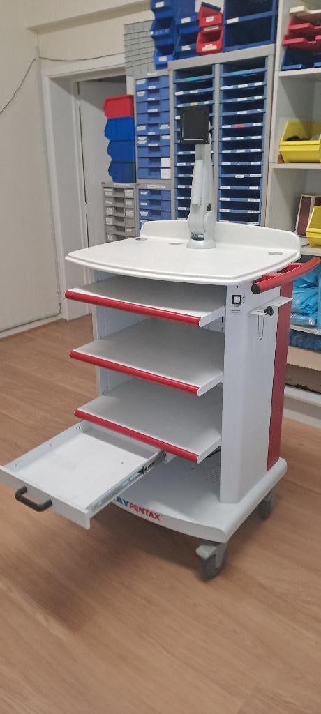 Chariot médicale mobile, Divers, Matériel Infirmier, Utilisé, Enlèvement