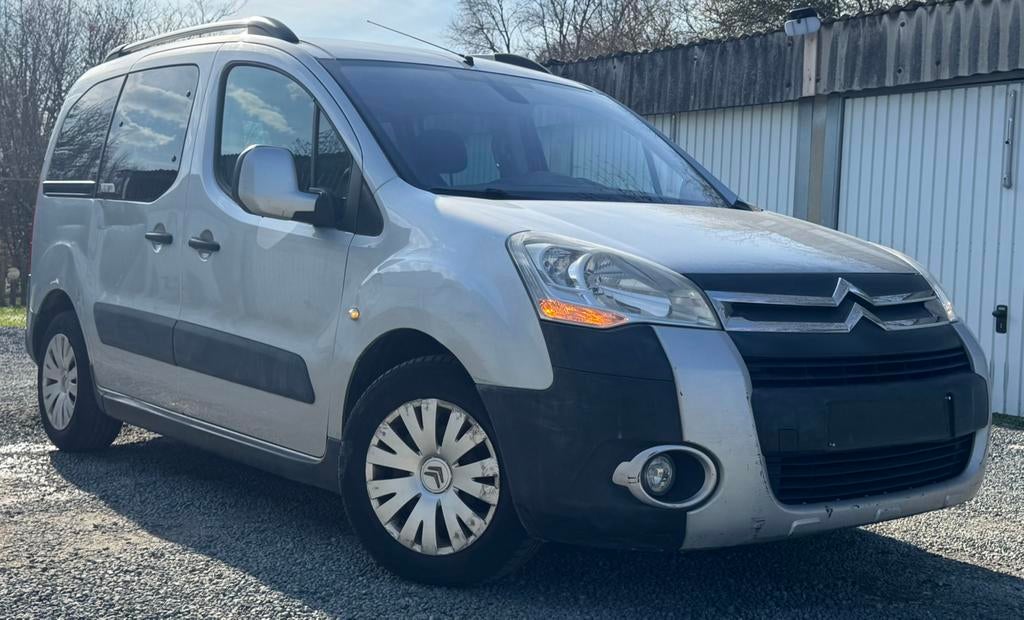 Citroen Berlingo 1.6 e-HDi XTR ETG//automatische, Auto's, Euro 5, 4 cilinders, 5 deurs, Zilver of Grijs