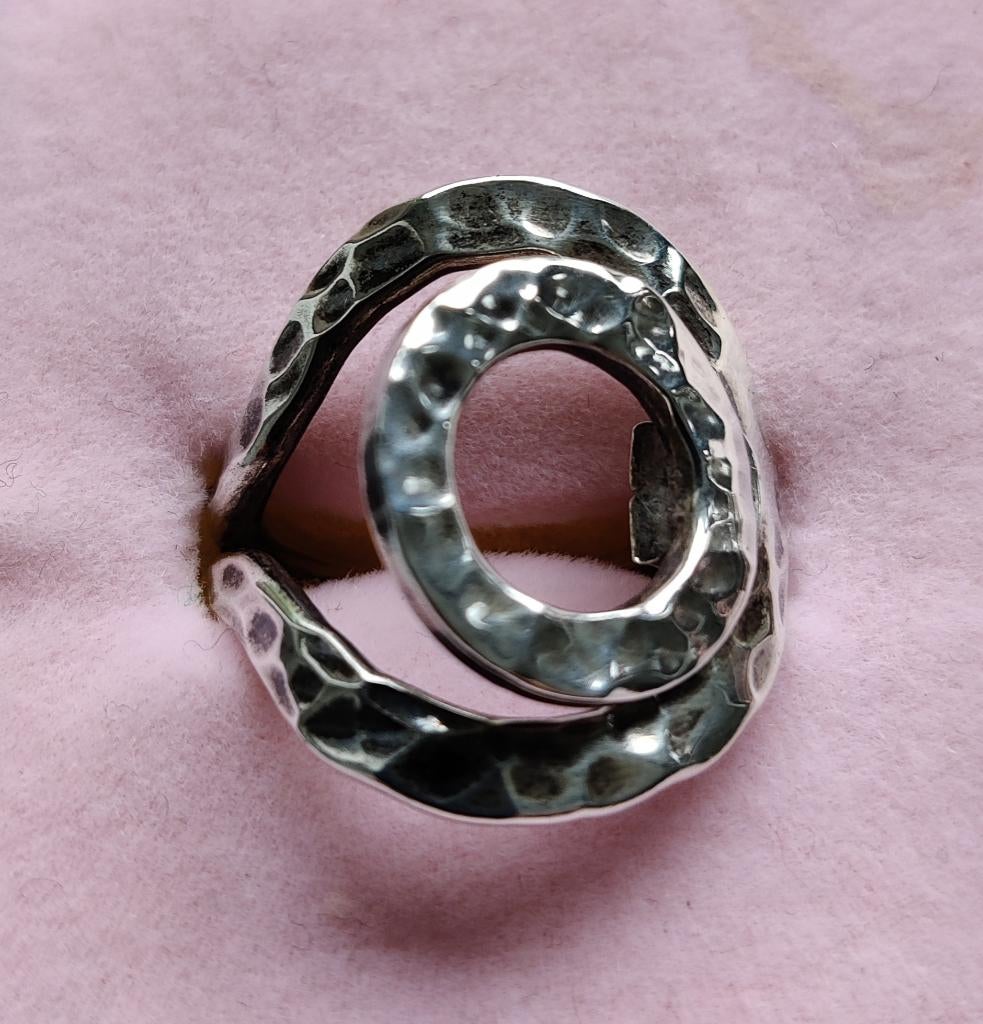 Zilveren ring, Handtassen en Accessoires, Ringen, Ophalen of Verzenden, Zo goed als nieuw, 17 tot 18, Dame