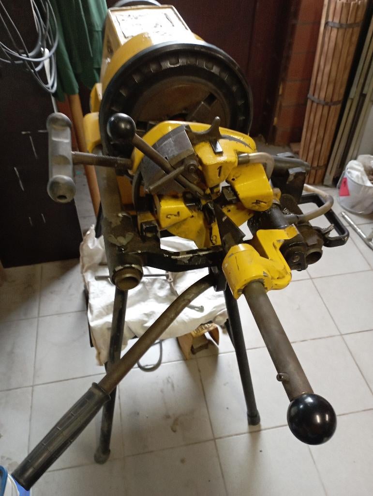 draadsnijmachine REMS, Doe-het-zelf en Bouw, Gereedschap | Handgereedschap, Ophalen, Gebruikt