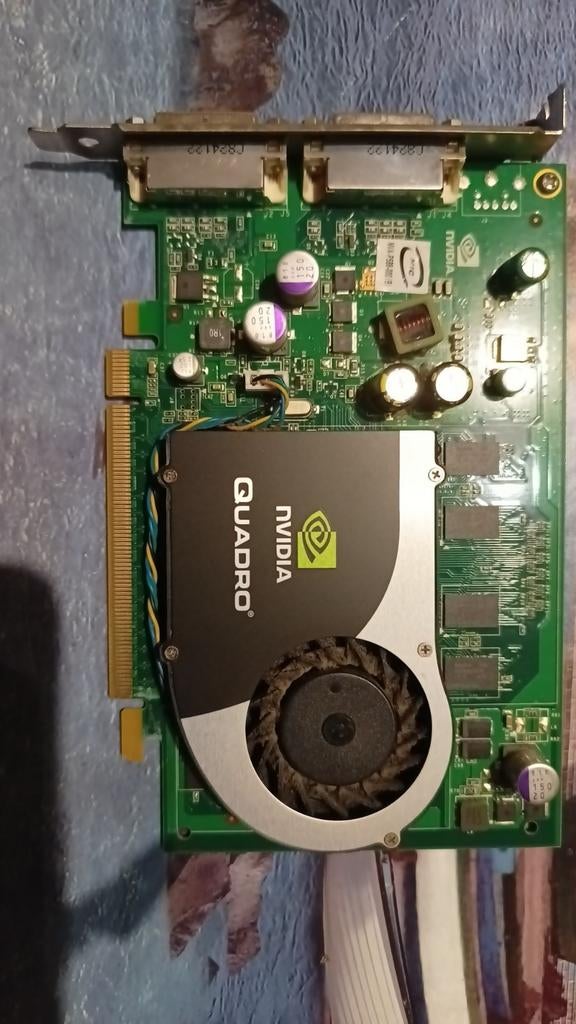 La carte graphique Nvidia GeForce provient de HP, Informatique & Logiciels, Enlèvement ou Envoi