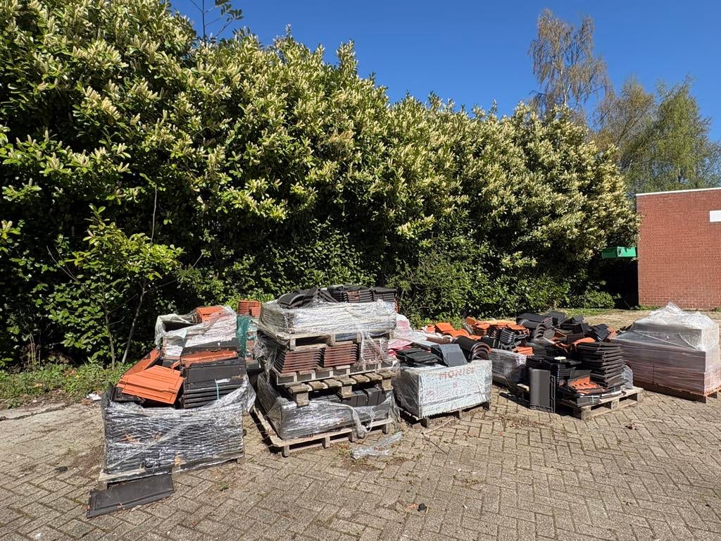 Resten dakpannen, Enlèvement, Tuiles