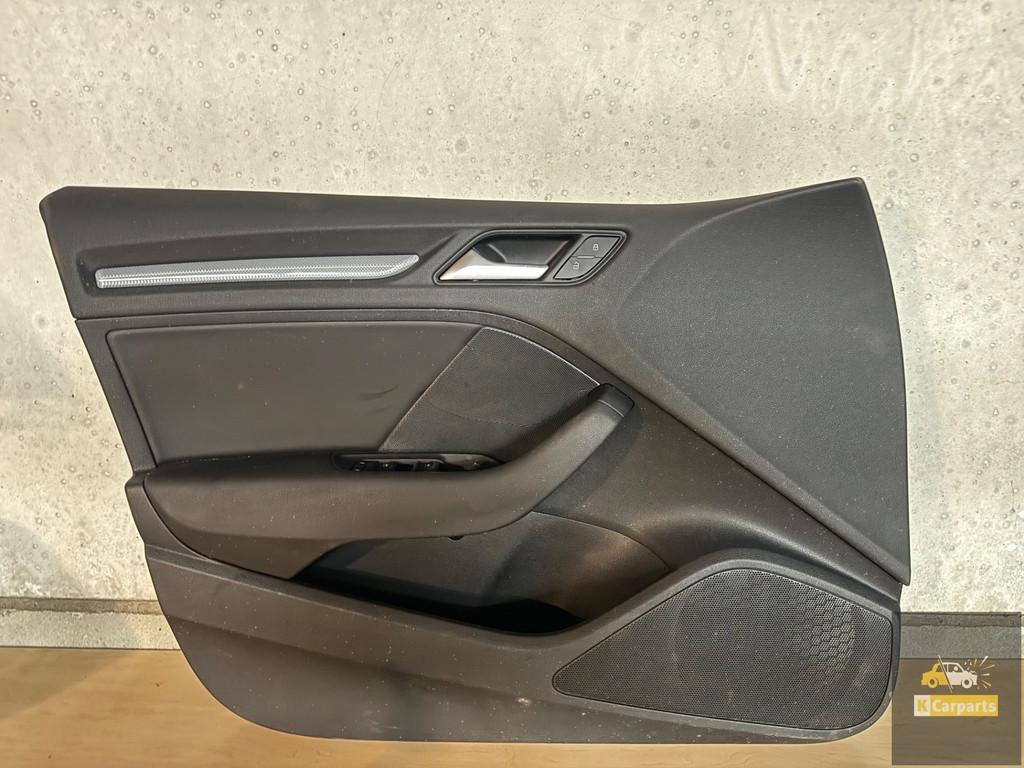 Deur bekleding AUDI A3 S3 RS3 Links voor portier 8V4867105, Gebruikt, AUDI AG, Auto-Union-Strasse 1
85045  Ingolstadt, DE, Audi