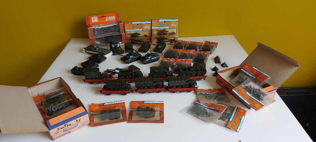 HO Lot Military sur chariots, Analogique, Enlèvement ou Envoi, Fleischmann, Utilisé