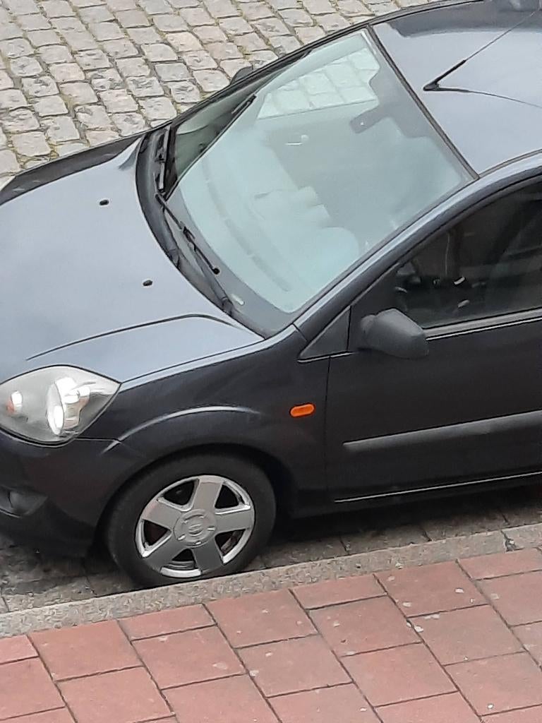 Ford fiesta, Autos, Ford, Argent ou Gris, Achat, Boîte manuelle, Particulier