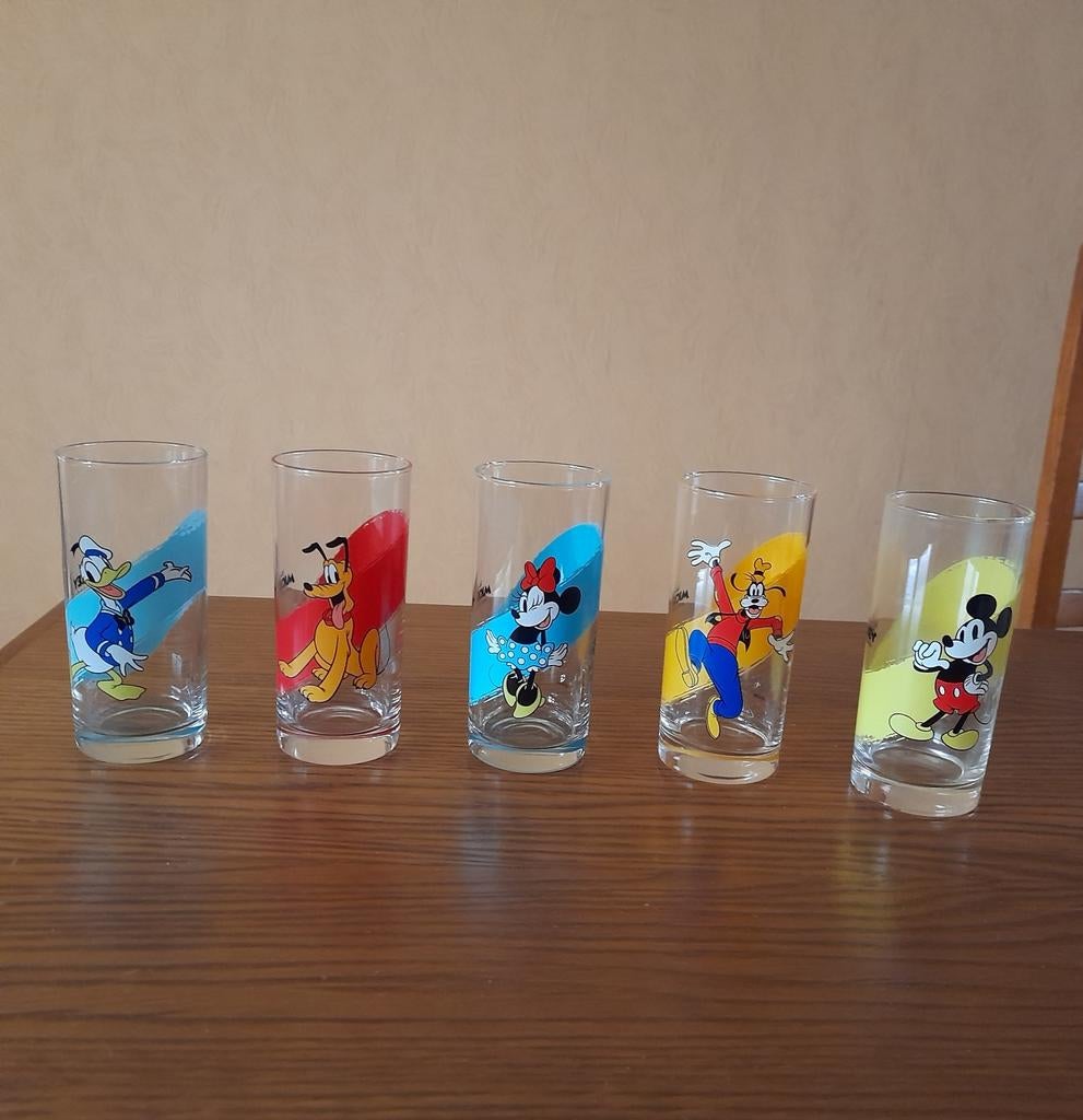 Glazen, Verzamelen, Verrassingseieren, Ophalen