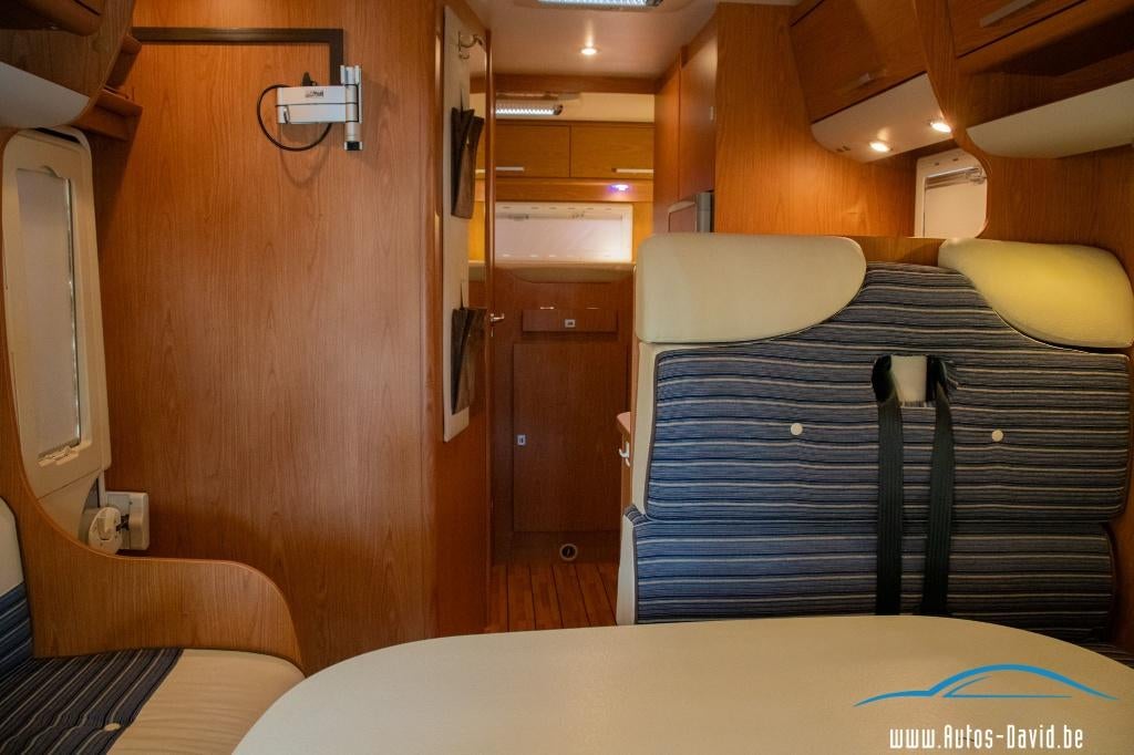 Rimor Europeo 8 EVO Alcôve 6 Lits /caméra/WC/douche, Autres marques, Fiat, Boîte manuelle, Auvent