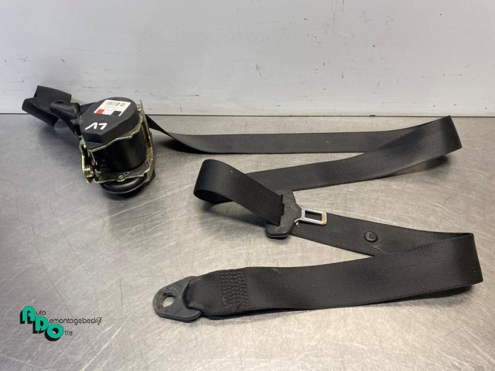 Veiligheidsgordel links-voor van een Mercedes SLK (SLK 96-), Gebruikt, -, Ophalen of Verzenden, -