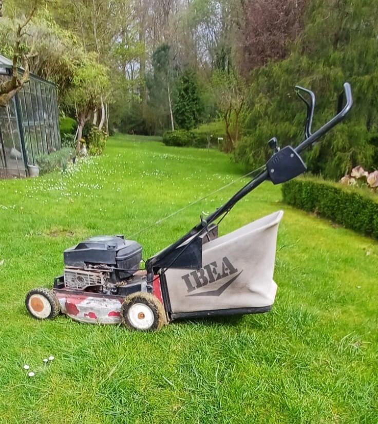 Grasmaaier 4takt benzine IBEA, Ophalen