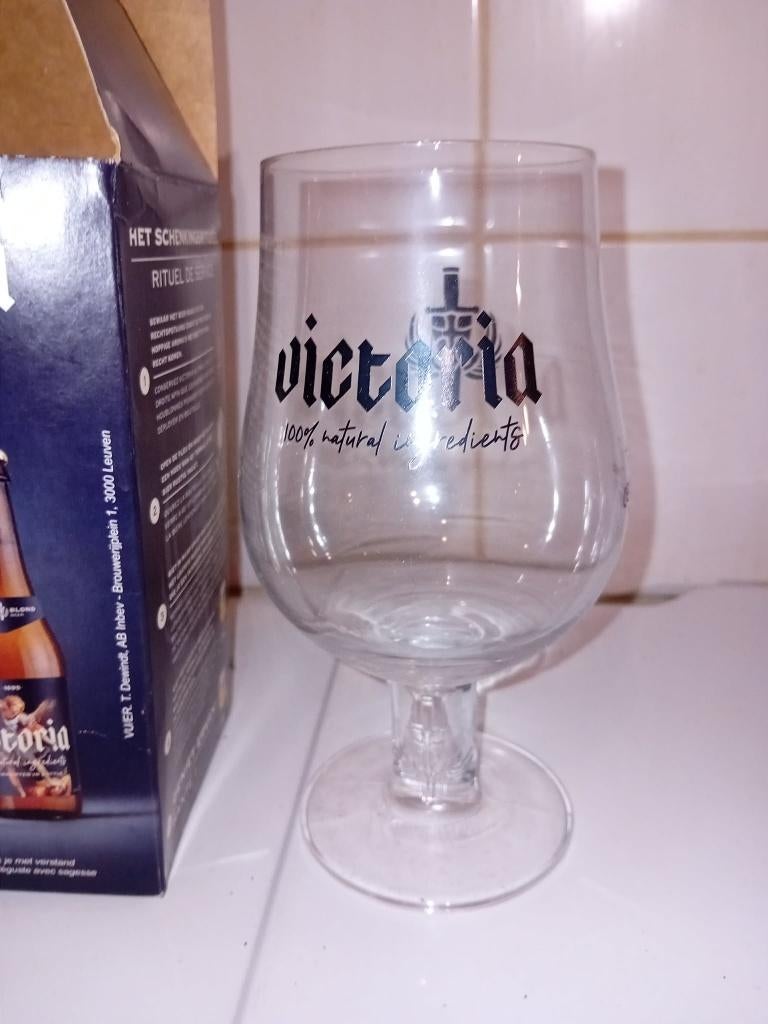 verre à bière Victoria, Collections, Enlèvement ou Envoi, Neuf, Verre à bière