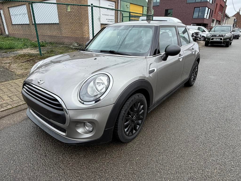 Mini one 1.2i Salt Navi Airco 11/2016 benzine euro6, Auto's, Mini, Euro 6, 1198 cc, Zwart, Bedrijf