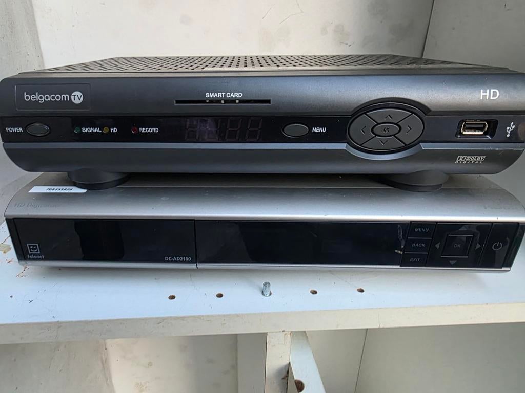 2 décodeurs TV Belgacom + Digicorder Telenet HD, TV, Hi-fi & Vidéo, Enlèvement ou Envoi, Utilisé, Décodeur