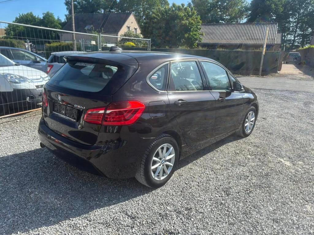 BMW 2 Serie (bj 2017), Auto's, BMW, Monovolume, Gebruikt, Bruin, 116 pk