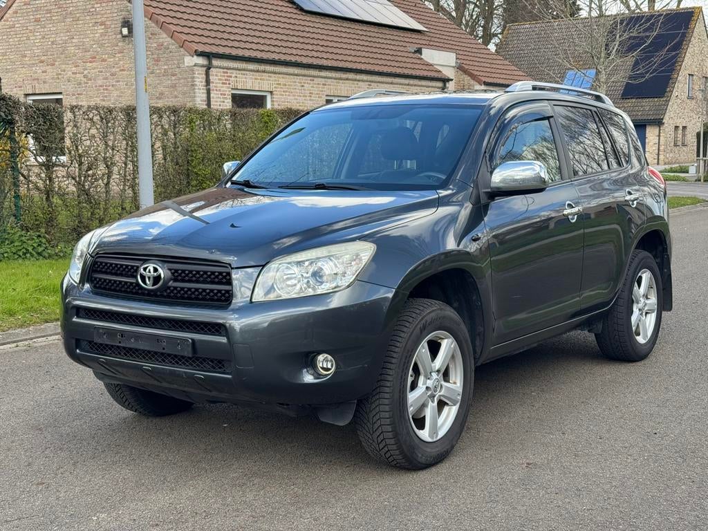 Toyota Rav4 2.0VVT-i 4*4 automatique Essence Full options, Autos, Toyota, Cuir, Argent ou Gris, Achat, Entreprise