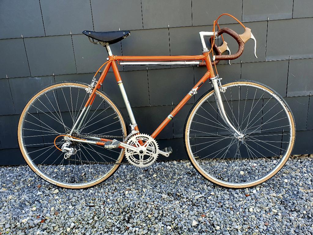 Vélo de route vintage (entièrement restauré), Vélos & Vélomoteurs, Vélos | Vélos de course, 10 à 15 vitesses, 57 à 61 cm, Acier