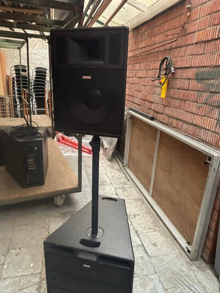 Outline KW 15 - 2A PA Speakers, Muziek en Instrumenten, Ophalen, Gebruikt, 1000 watt of meer, P.A.