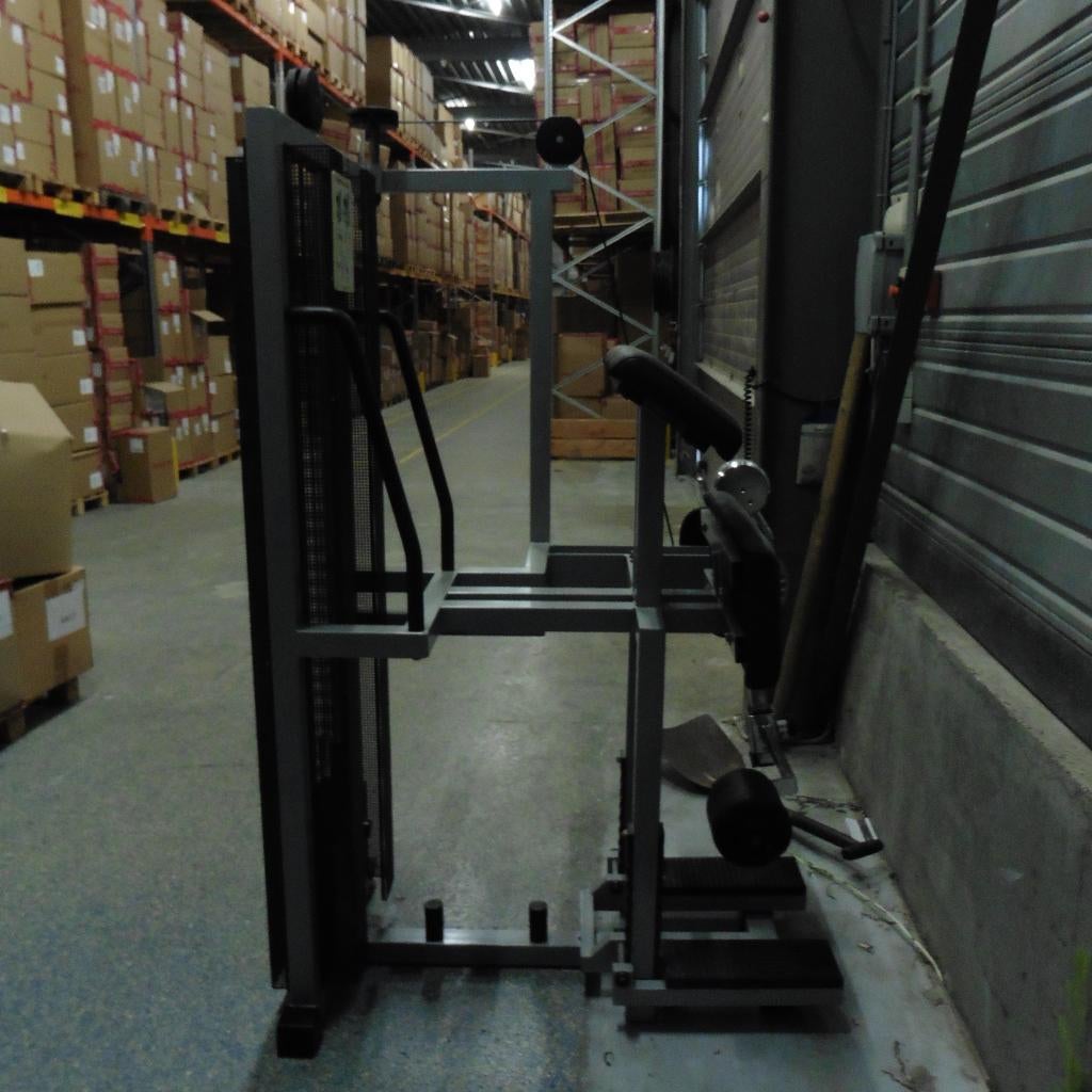 Fitnesstoestel 'Standing leg curl' Technogym, Sport en Fitness, Ophalen, Gebruikt, Krachtstation, Metaal