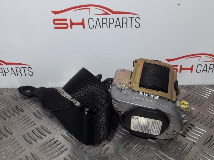 Veiligheidsgordel rechts-voor van een Mercedes E-Klasse, Auto-onderdelen, Interieur en Bekleding, Mercedes-Benz, Gebruikt, 3 maanden garantie